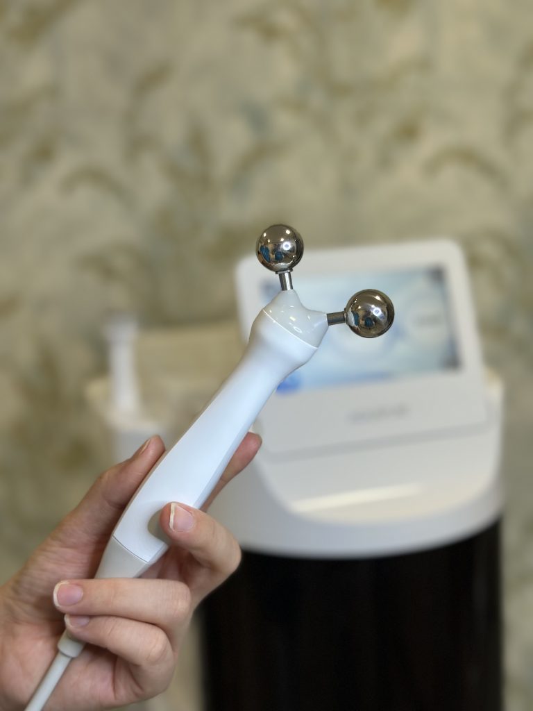 AQUAPURE - Tratamiento facial avanzado para devolverle a tu piel su vitalidad natural