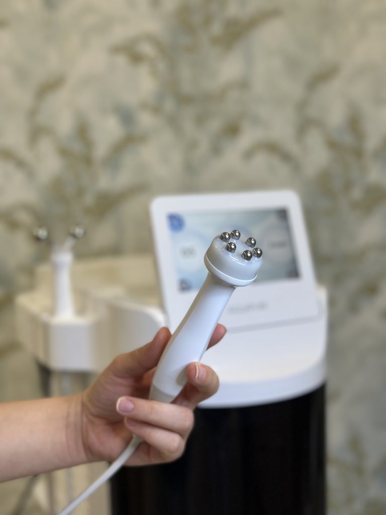 AQUAPURE - Tratamiento facial avanzado para devolverle a tu piel su vitalidad natural